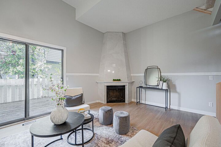 Property Photo: 919 38 Street NE 602 AB T2A 6E1
