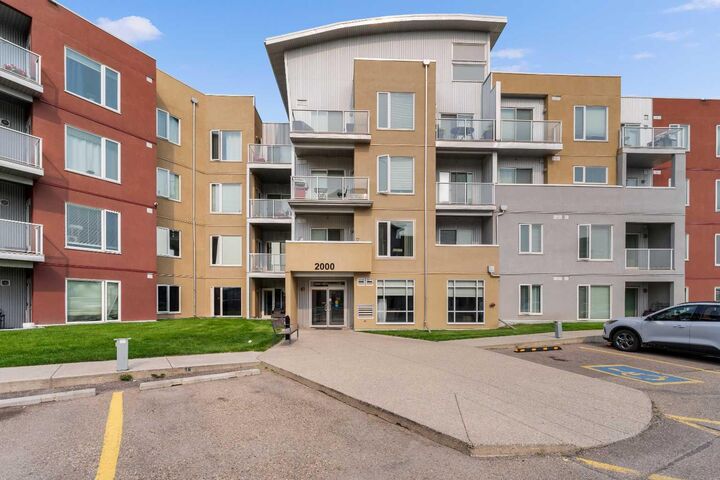 604 East Lake Boulevard NE 2405 — photo 1