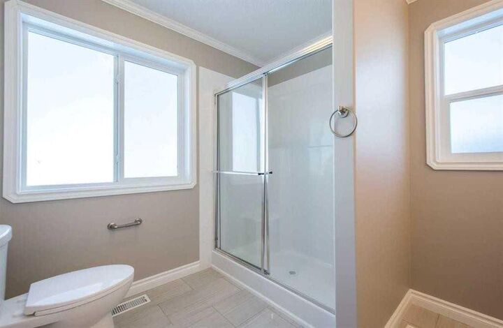 Property Photo:  5215 52 Street B  AB T0H 3N0 