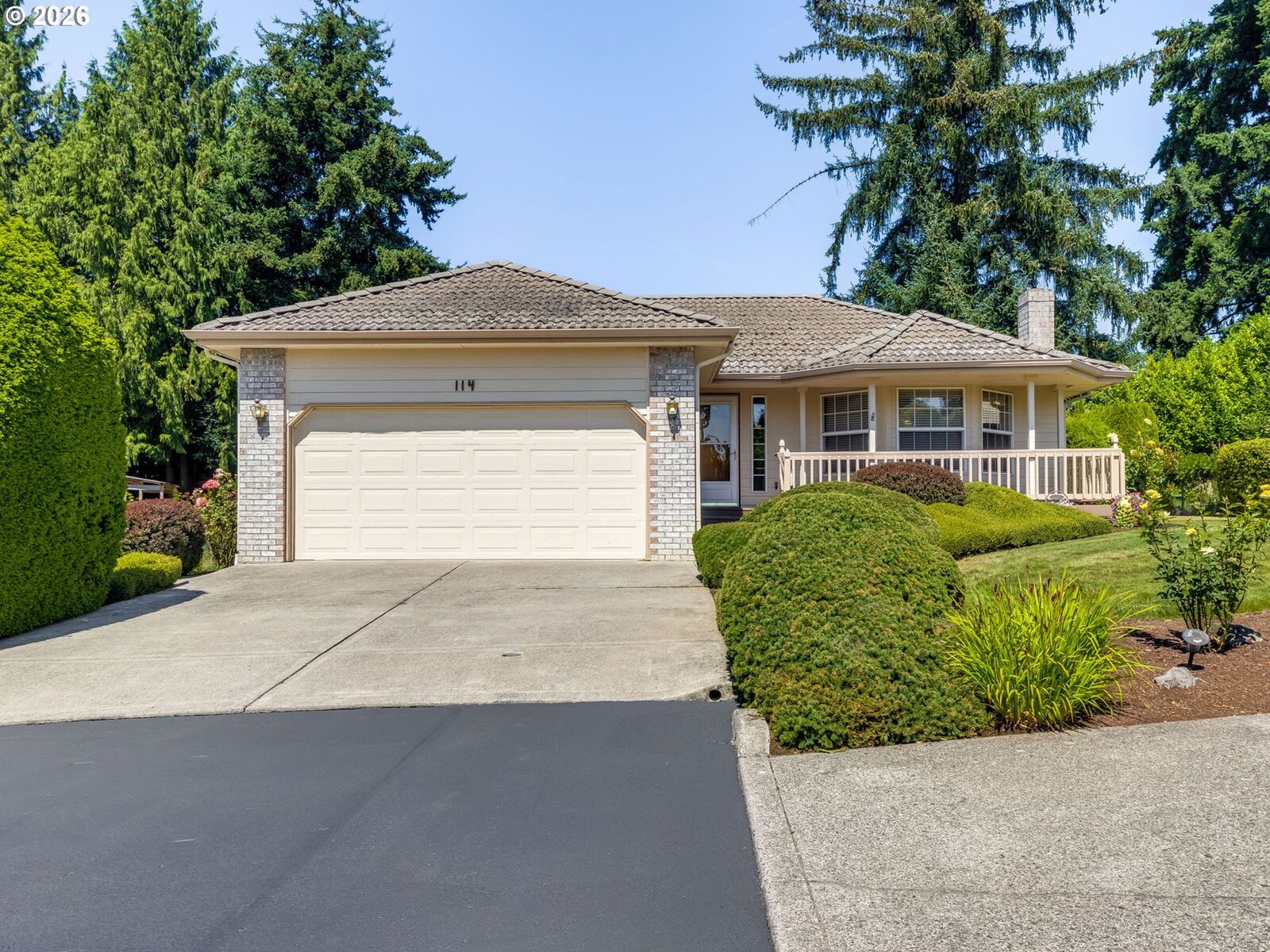 Property Photo:  114 NW 95th Cir  WA 98665 