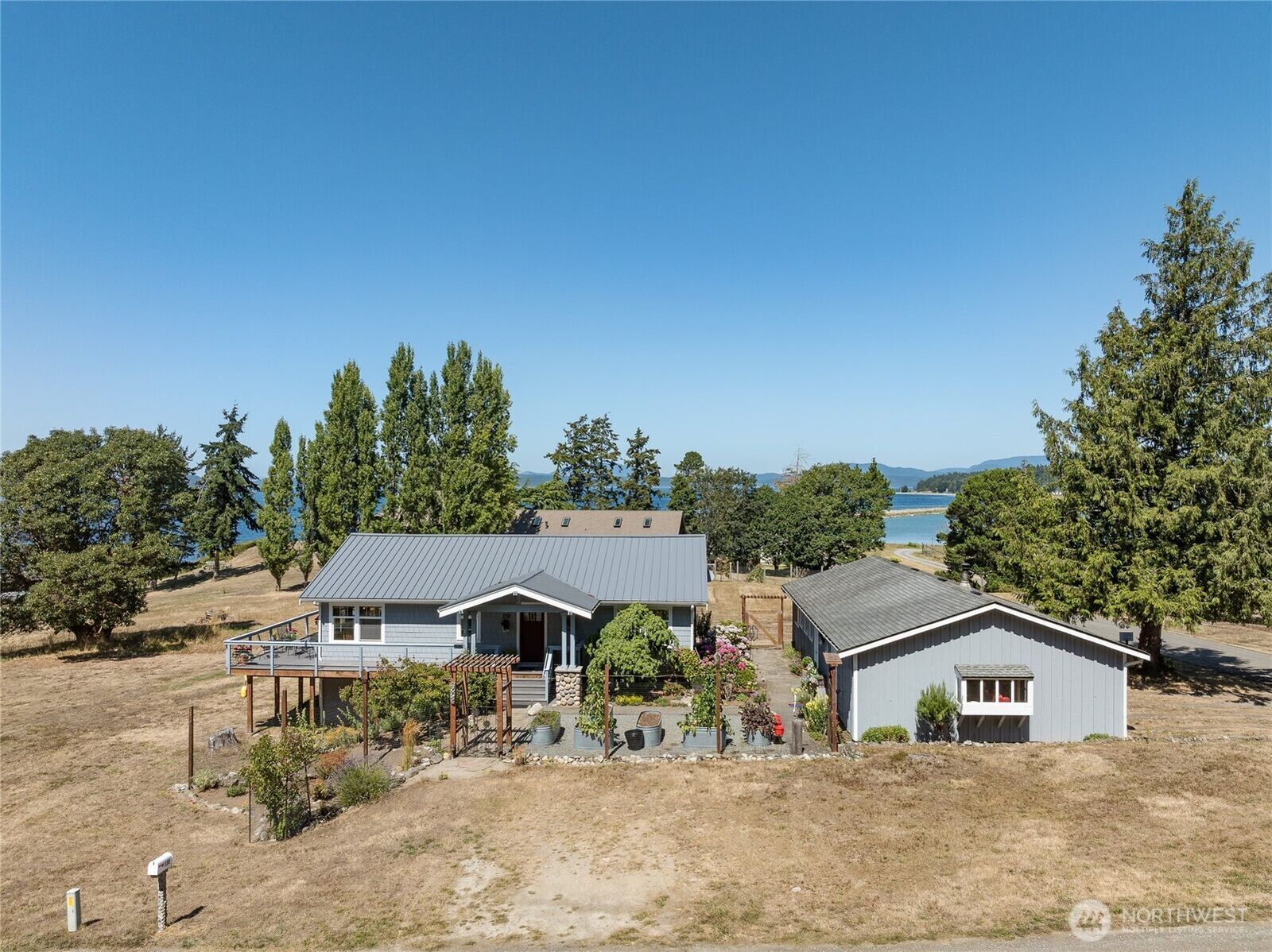 Property Photo:  130  Perkins Lane  WA 98261 