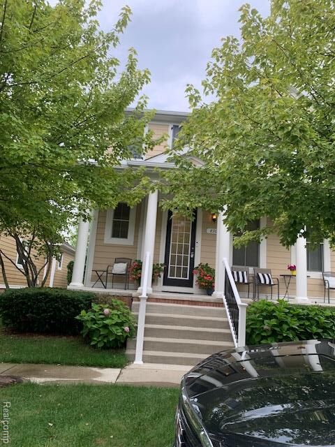 Property Photo:  830 Constitution Street  MI 48188 