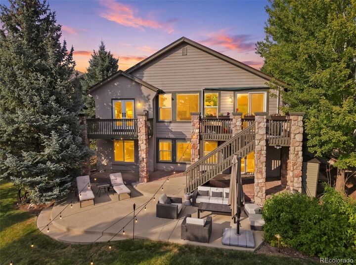 Property Photo: 2908 Oakshire Court CO 80126