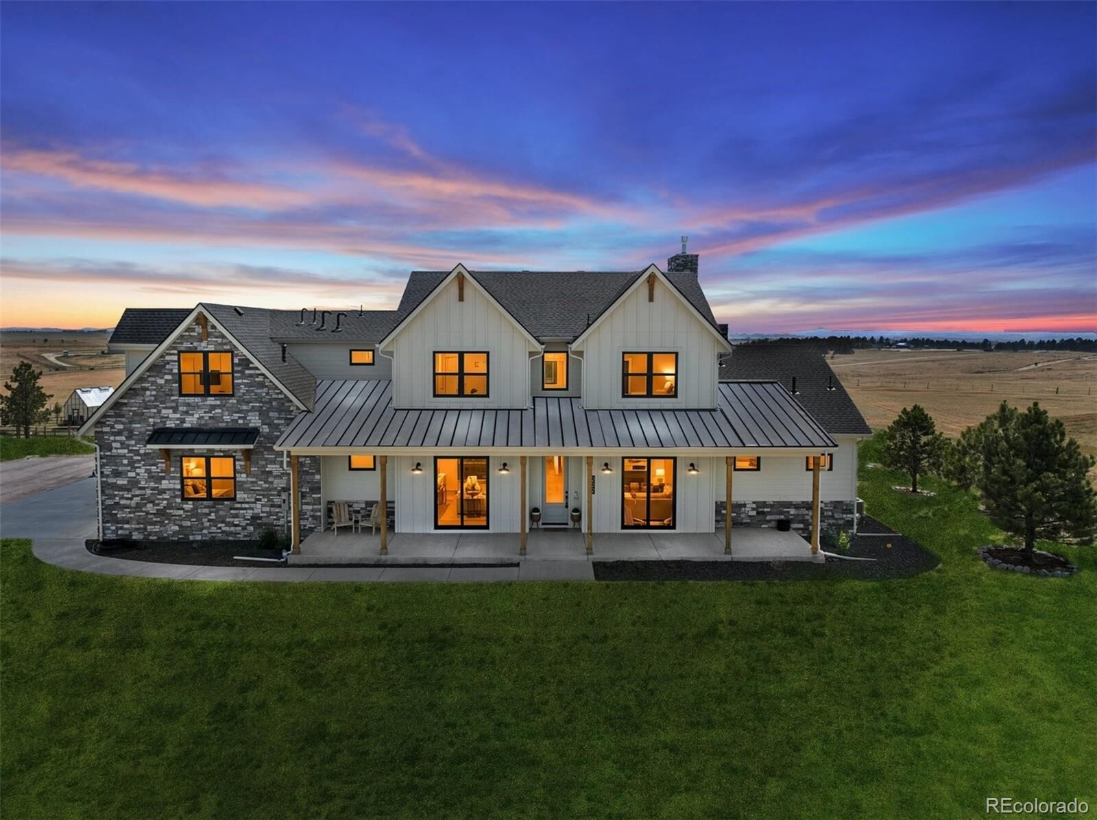 Property Photo:  222 High Meadows Loop  CO 80107 
