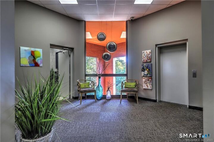 Property Photo:  236 Boston Post Road 2A (Upper Level)  CT 06477 
