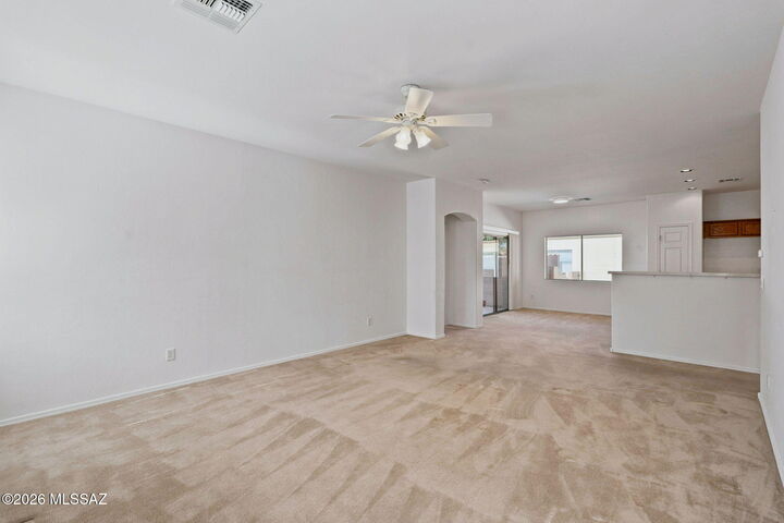 Property Photo:  143 E Placita Nubes Blancas  AZ 85629 