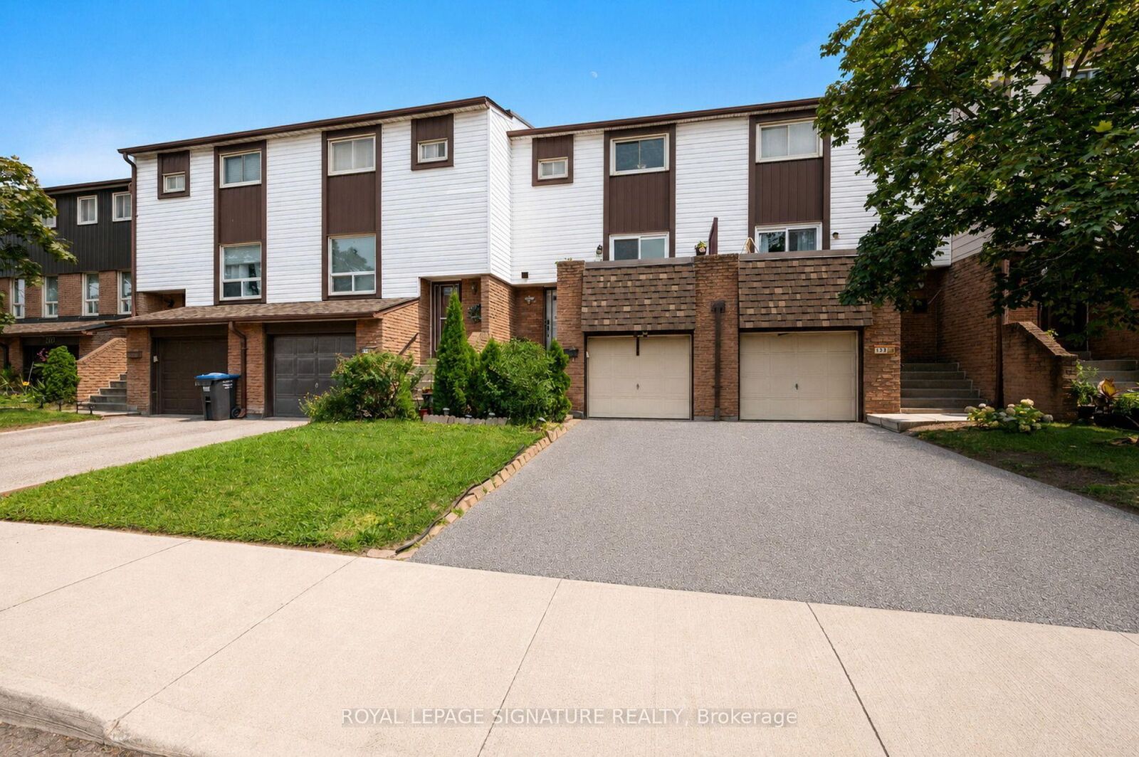 Property Photo:  1221 Dundix Road 132  ON L4Y 3Y9 