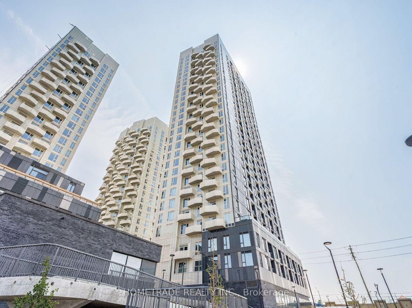 Property Photo:  498 Caldari Road 1529  ON L4K 0R6 