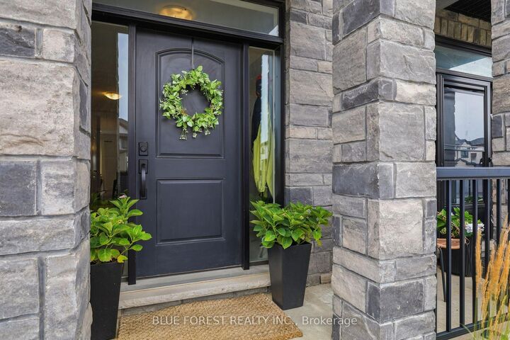 Property Photo:  283 Winlow Way  ON N0L 1R0 