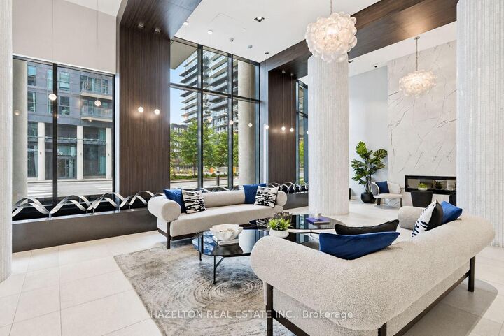 Property Photo:  38 Annie Craig Drive 4201  ON M8V 0G9 