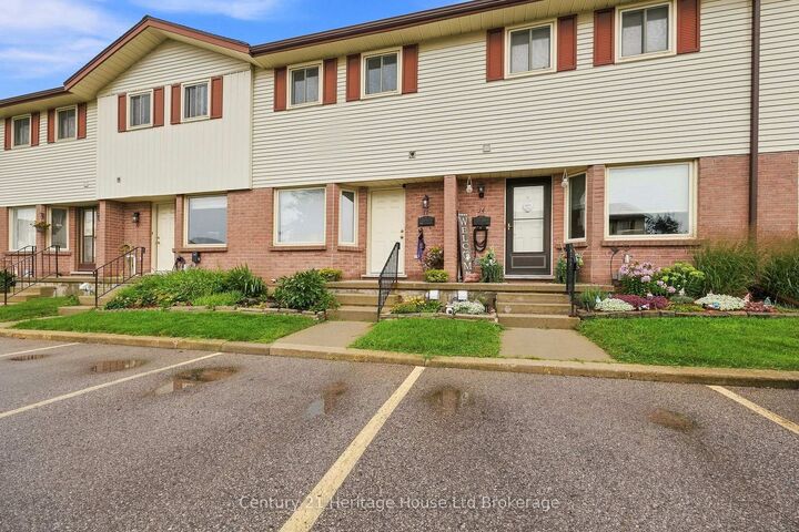 Property Photo: 1115 Nellis Street 33 ON N4T 1P6
