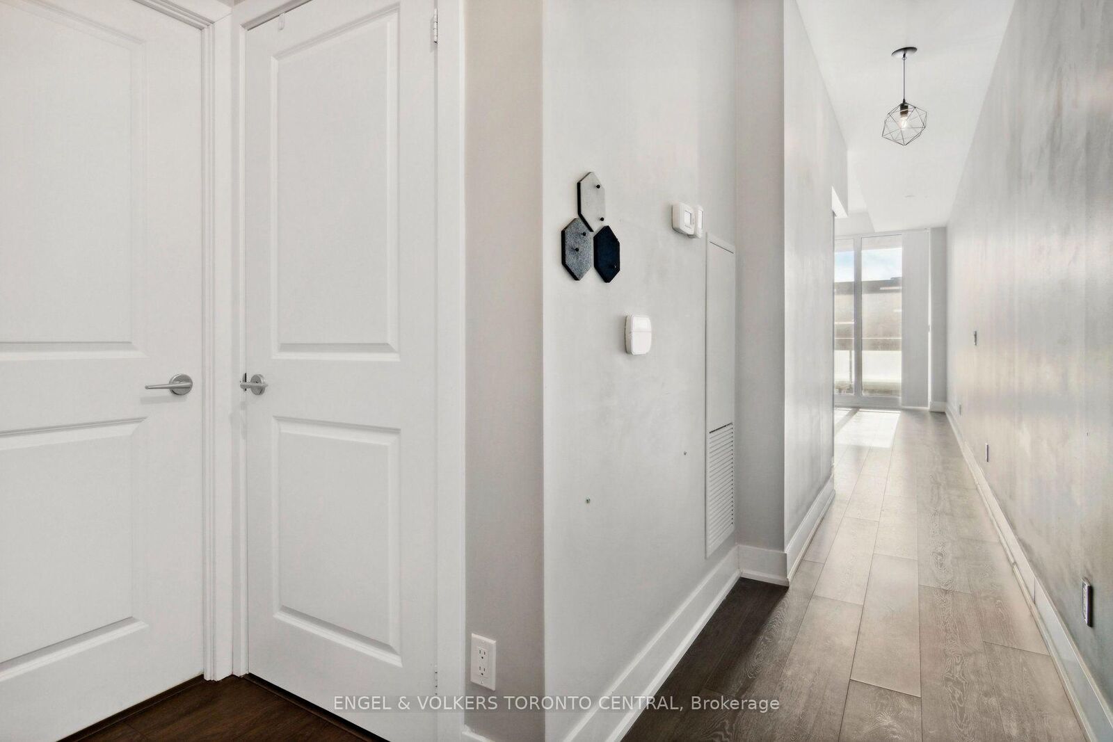 Property Photo:  180 Enterprise Boulevard 401  ON L6G 0B3 