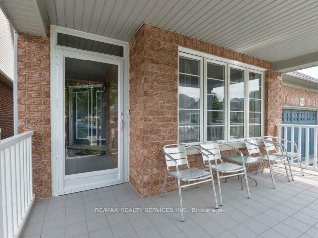 Property Photo: 106 Pennyroyal Crescent ON L6S 6J6