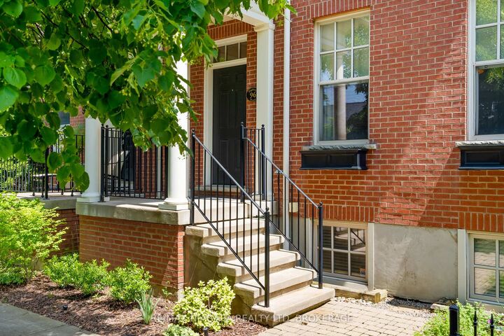 Property Photo:  96 Garrison Village Drive  ON L0S 1J0 