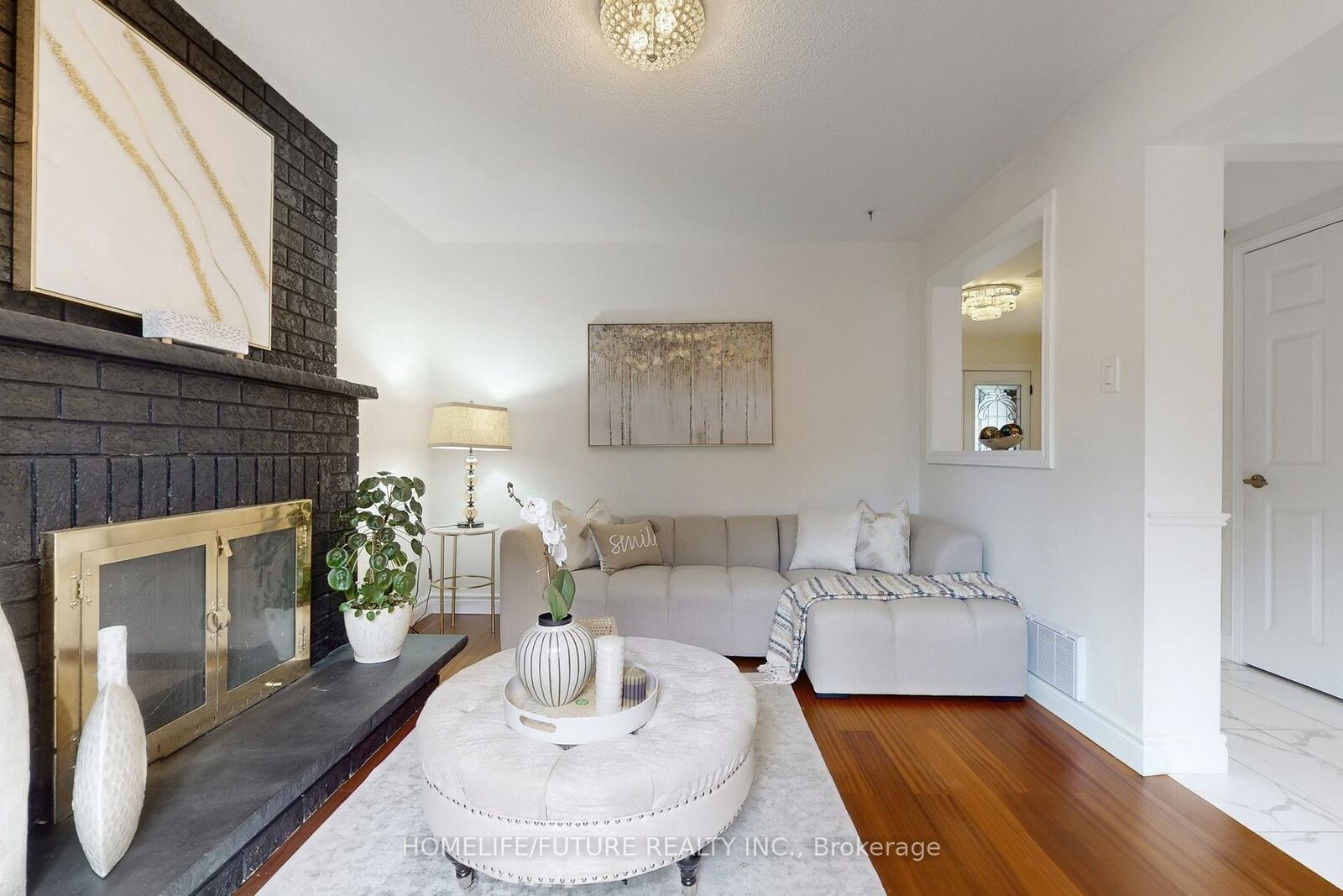 Property Photo: 75 Calverley Trail ON M1C 3S5