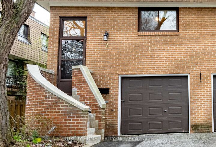 Property Photo:  100 Henderson Avenue 2  ON L3T 2K8 