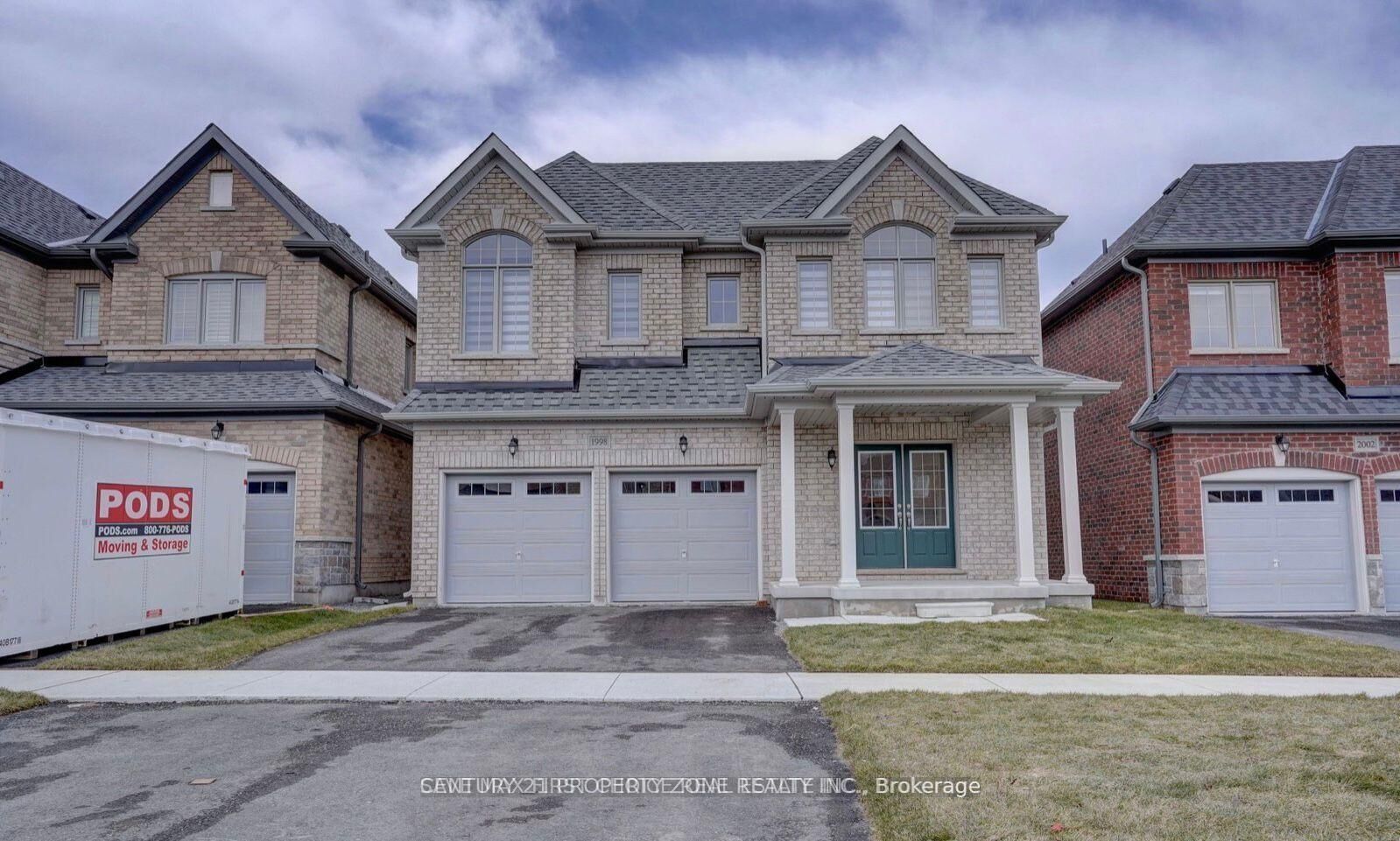 Property Photo: 1998 Grandview Street N ON L1H 8L7