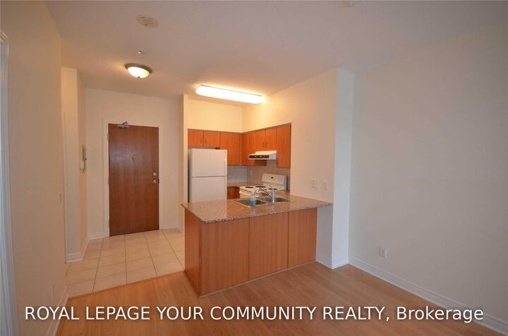 Property Photo: 60 Disera Drive 105 ON L4J 9G1