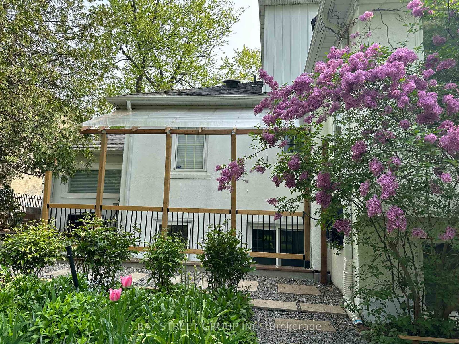 Property Photo:  460 Chartwell Road  ON L6J 4A5 
