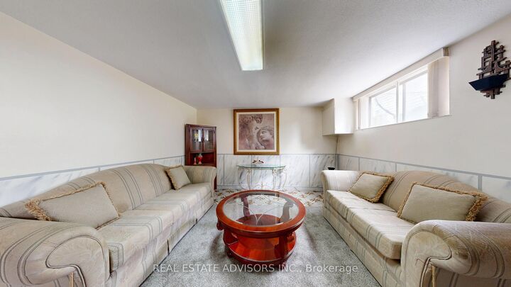 Property Photo: 57 Hucknall Road ON M3J 1W1