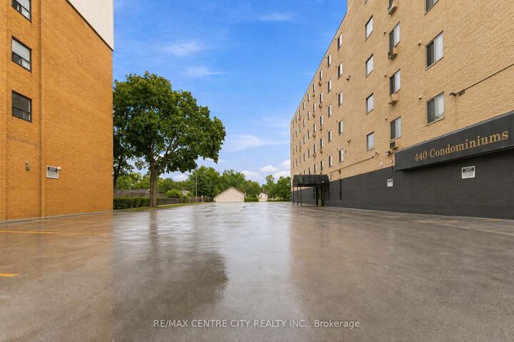 Property Photo:  440 Central Avenue 405  ON N6B 2E5 