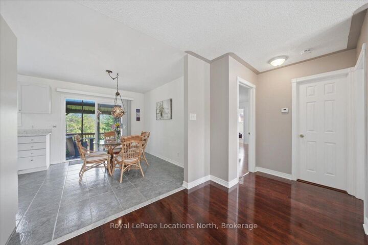 Property Photo:  402 Ramblewood Drive  ON L9Z 2N9 