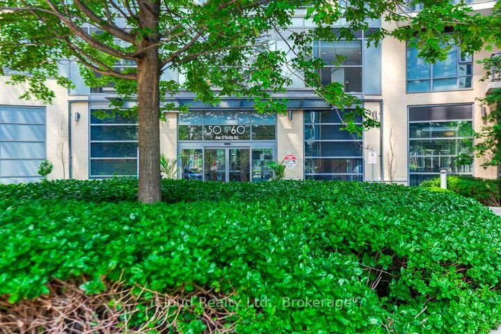Property Photo: 60 Ann O'Reilly Road 965 ON M2J 0C8