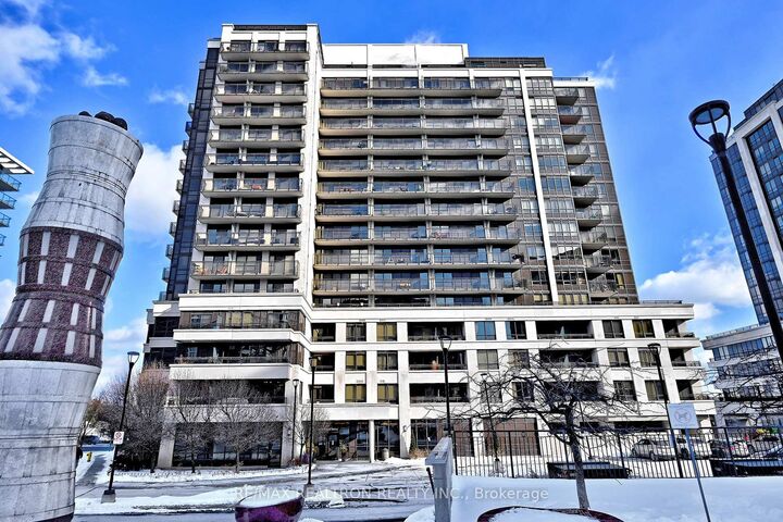 Property Photo:  1 De Boers Drive 814  ON L4J 6X1 