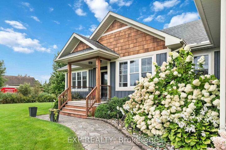 Property Photo: 49 D'Arcys Way ON K0G 1J0