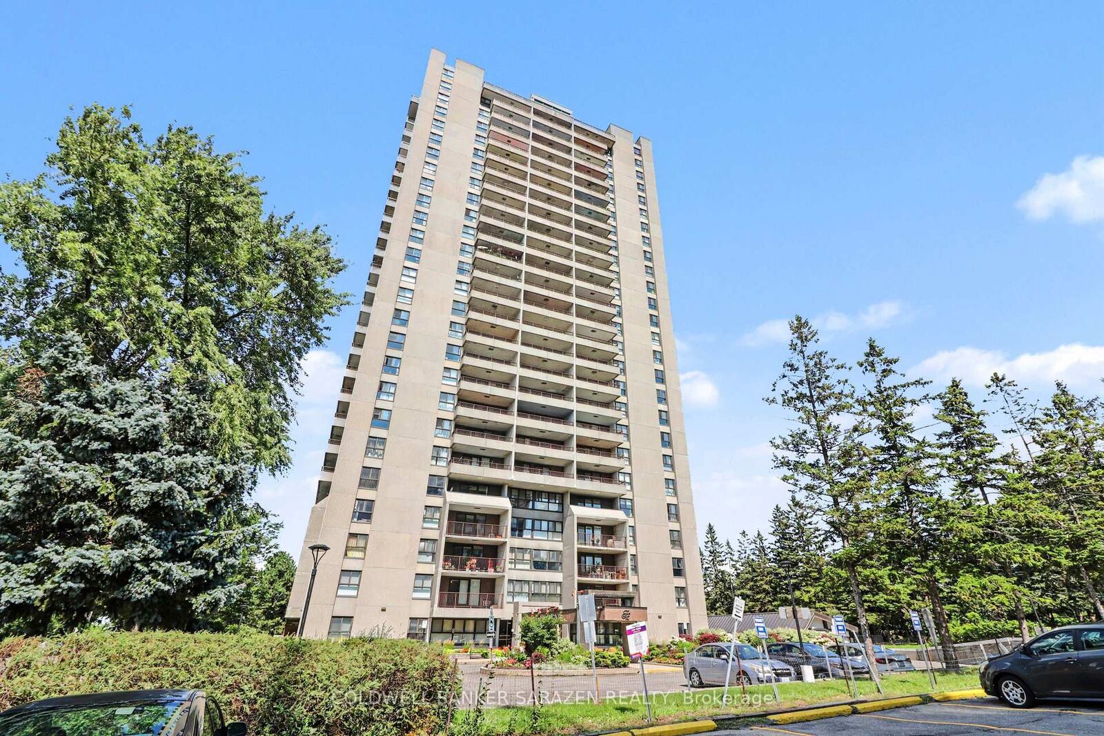 Property Photo:  