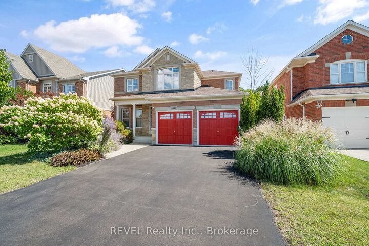 Property Photo:  