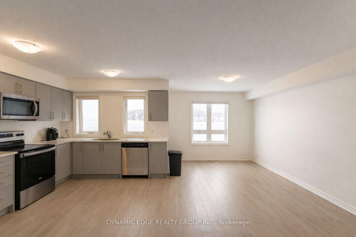 Property Photo: 235 Chapel Hill Drive 25 ON N2R 0S4