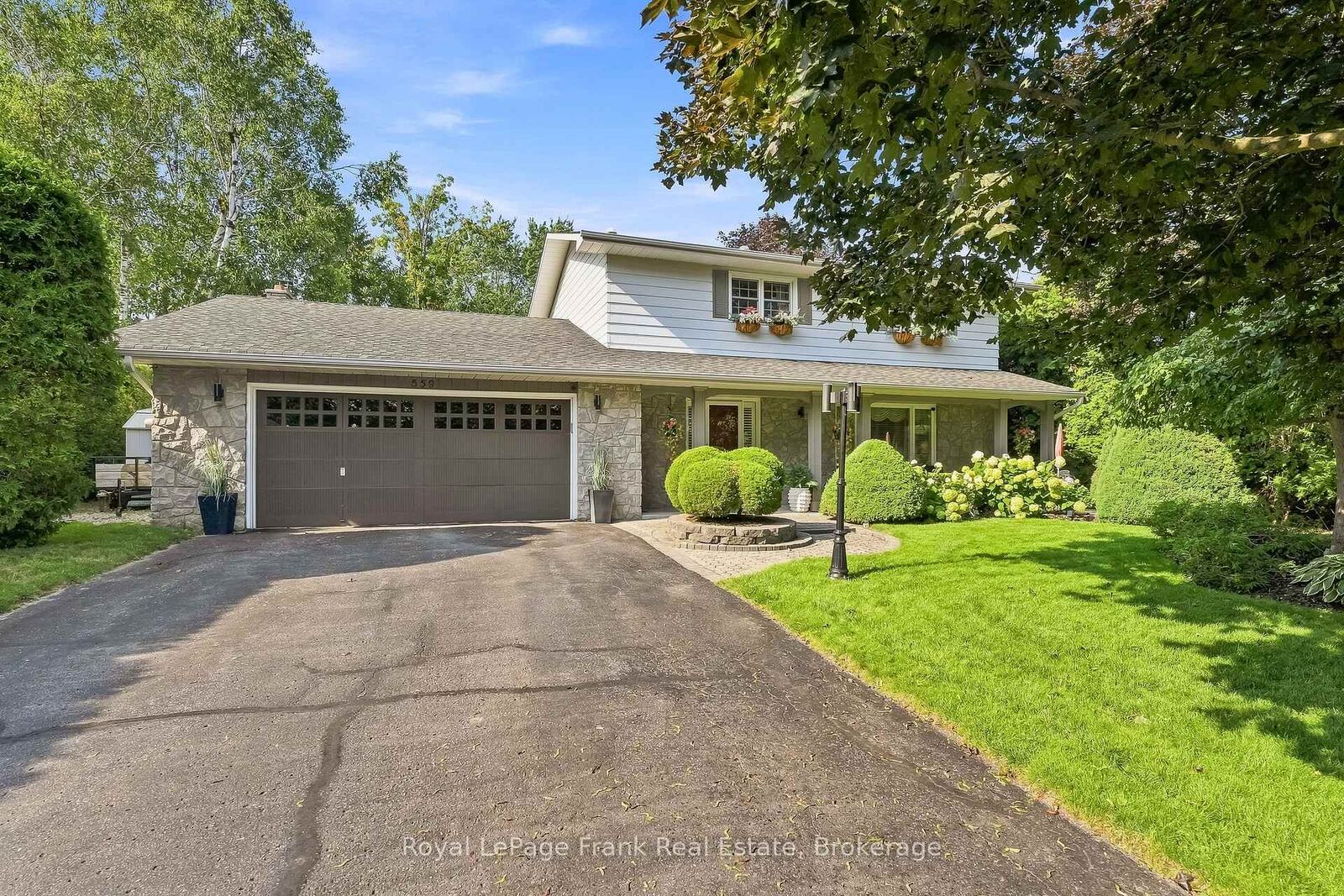 Property Photo: 559 Alma Street ON L9L 1C9