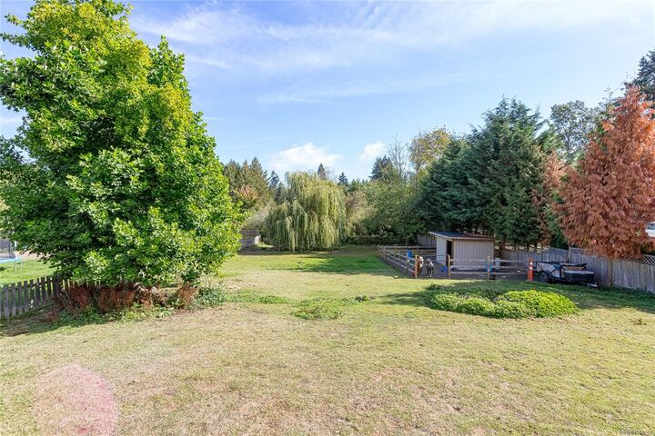 Property Photo:  9265 Chemainus Rd  BC V0R 1K5 