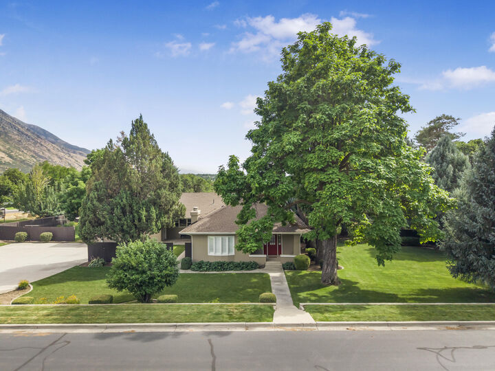 Property Photo: 578 E 770 N UT 84004