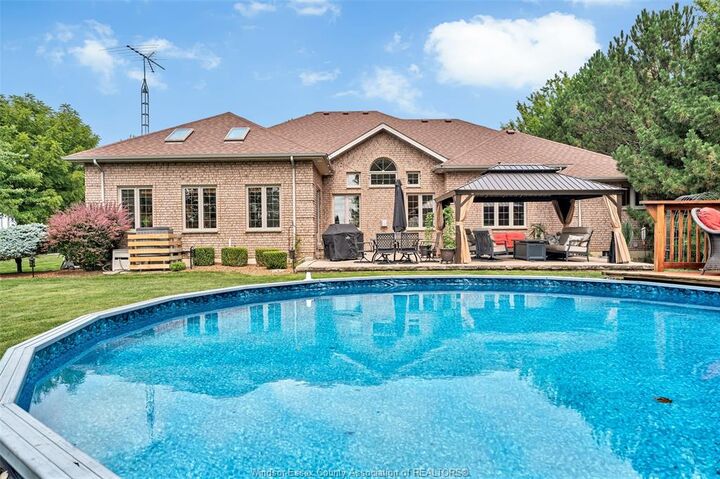 Property Photo: 2207 South Middle Road ON N0R 1V0