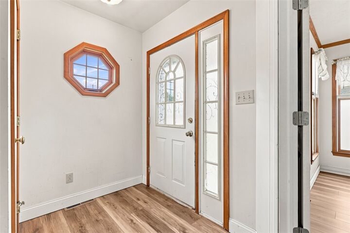 Property Photo:  200 1st St  PA 15042 