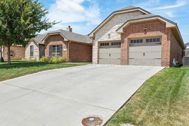 Property Photo: 13 Case Lane TX 79015-1795