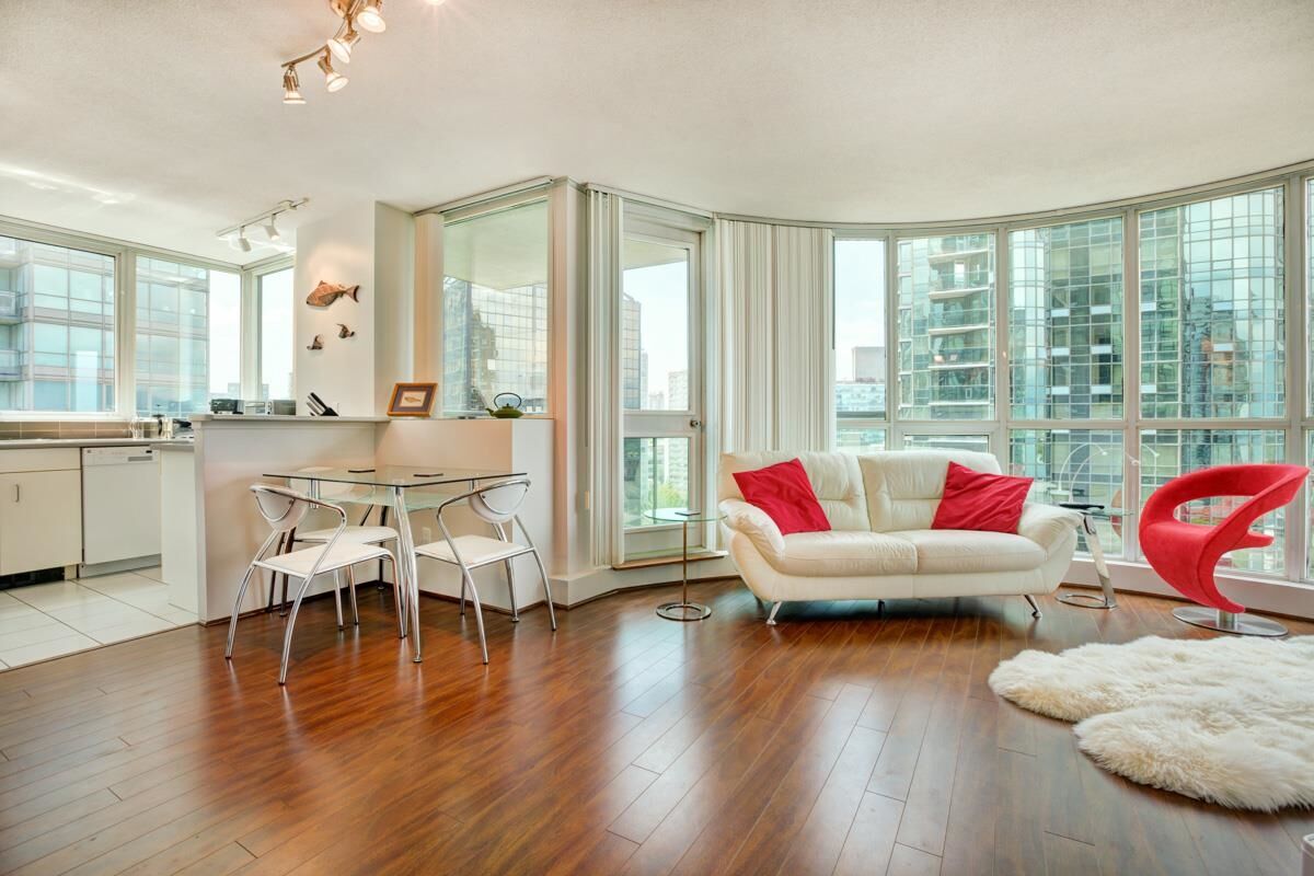 Property Photo:  555 Jervis Street 1505  BC V6E 4N1 