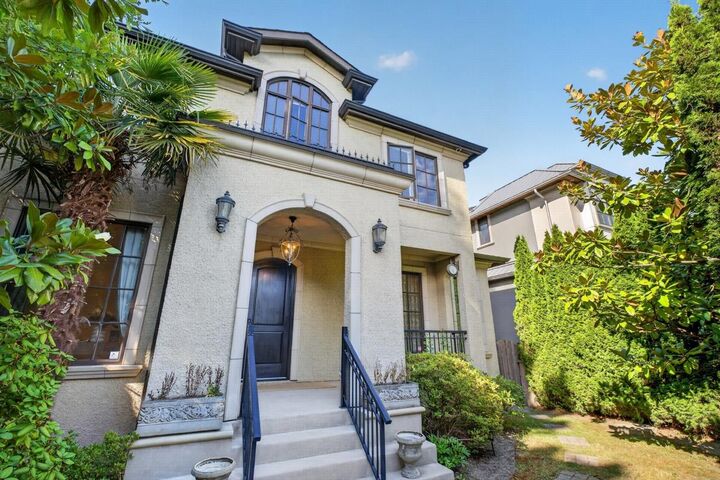 Property Photo:  4339 W 9th Avenue  BC V6R 2C8 