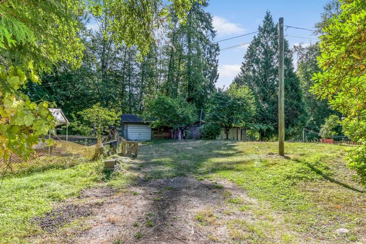 Property Photo: 25742 116 Avenue BC V4R 1Z6