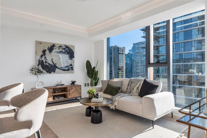 Property Photo: 1482 Robson Street 2106 BC V6G 1B9