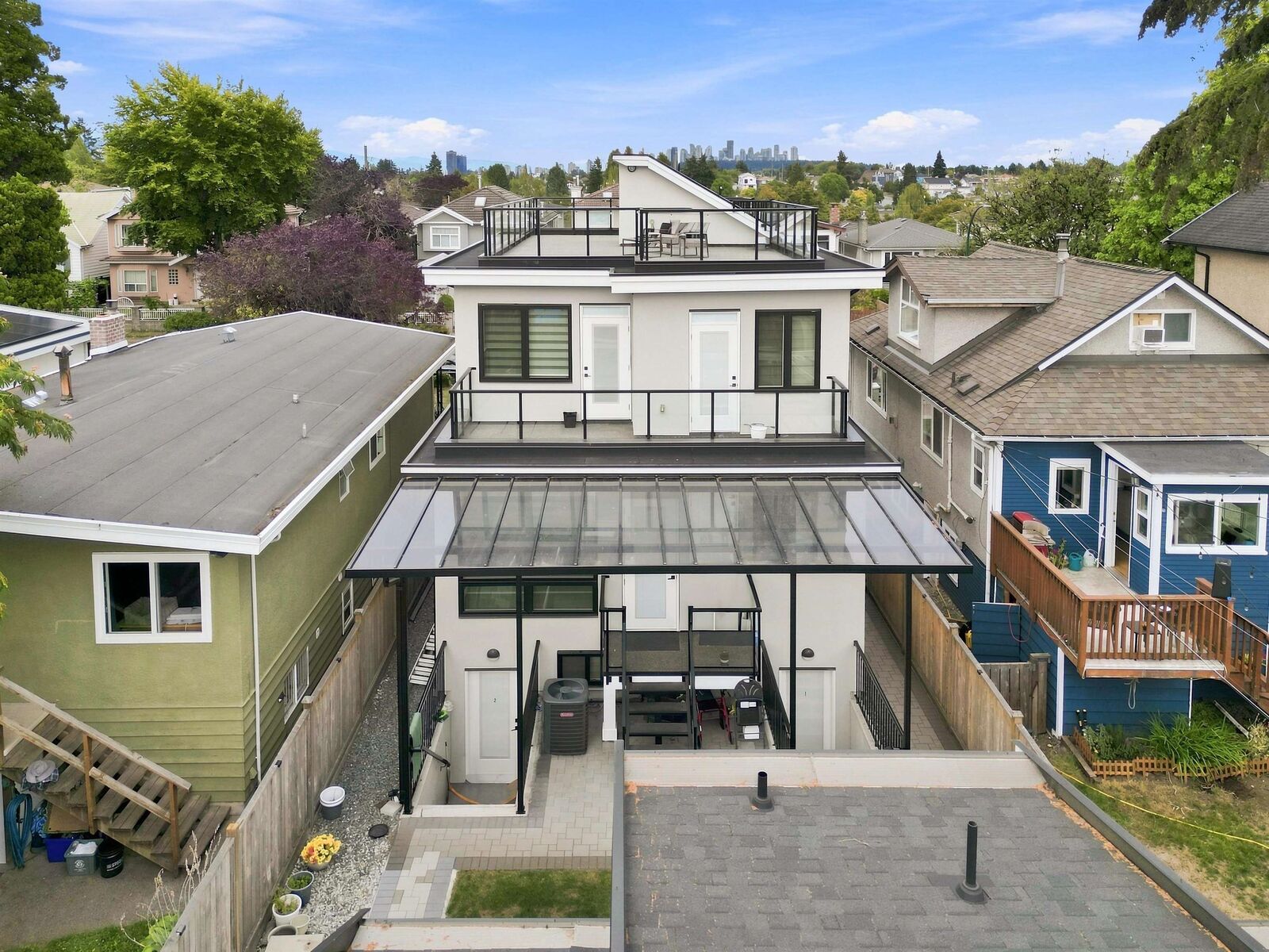 Property Photo: 5577 Inverness Street BC V5W 3P4