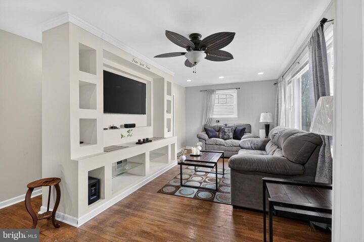 Property Photo: 52 Morris Road DE 19720