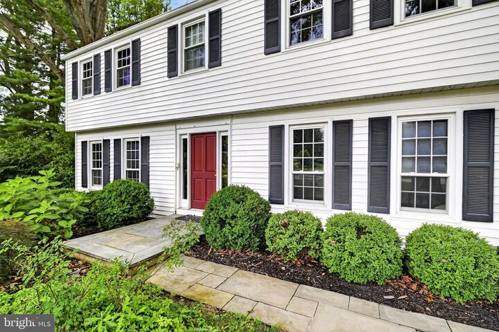 Property Photo: 9 Wynnewood Drive NJ 08512