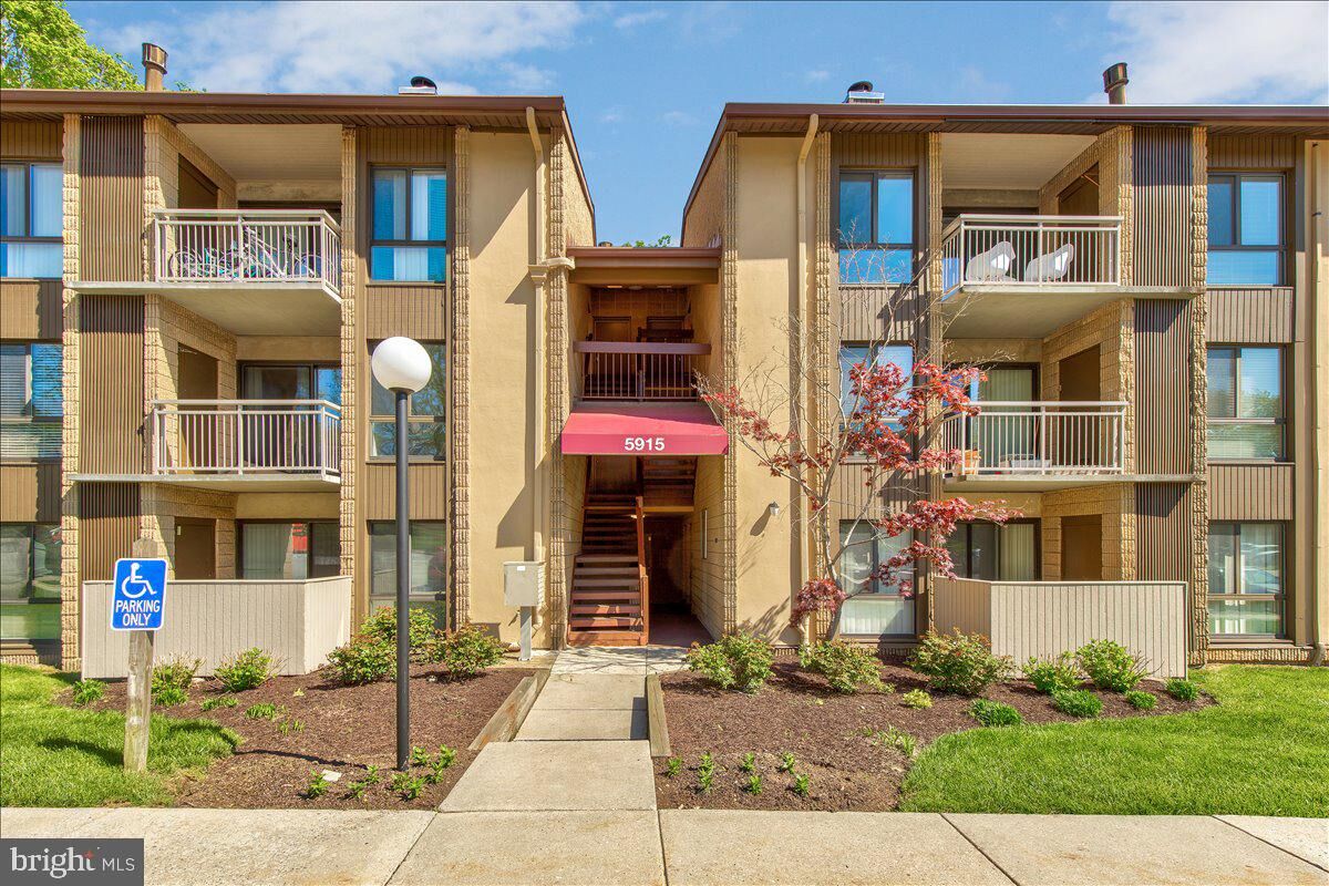 Property Photo: 5915 Tamar Drive 12 MD 21045