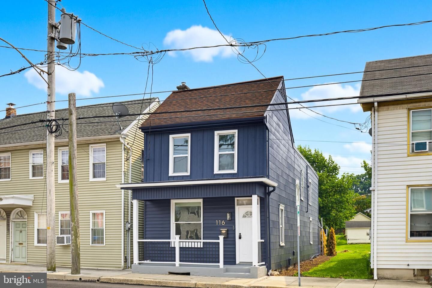 Property Photo: 116 W Main Street PA 17552
