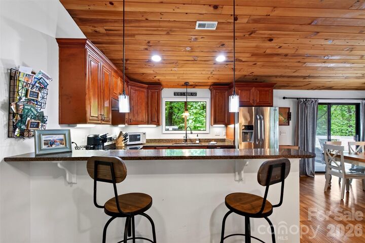 Property Photo:  2 Bear Rock Loop Road  NC 28739 