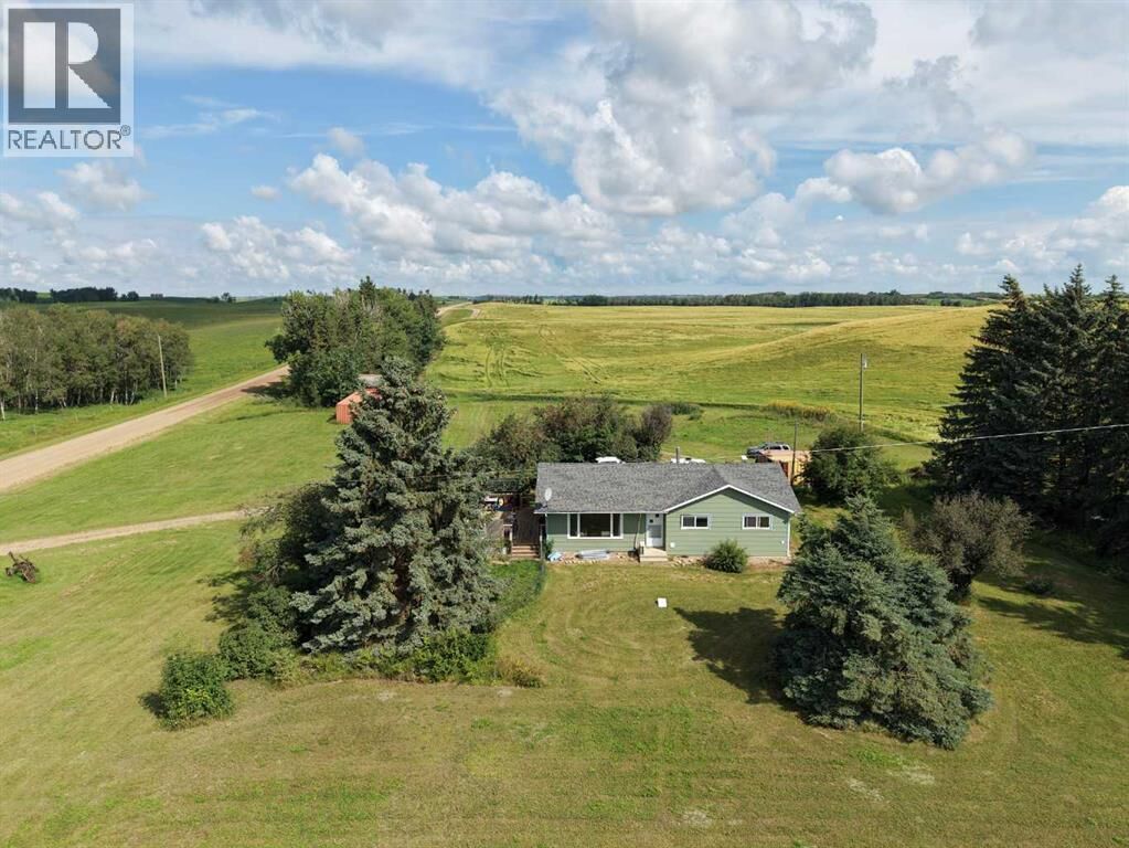 Property Photo:  544003 Range Road 63  AB T0B 4K0 