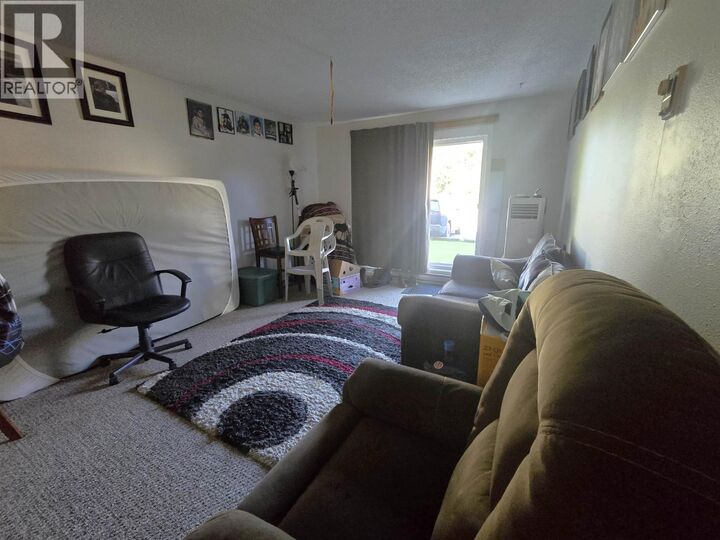 Property Photo: 2607 Pear Street 1103 BC V8G 4V5